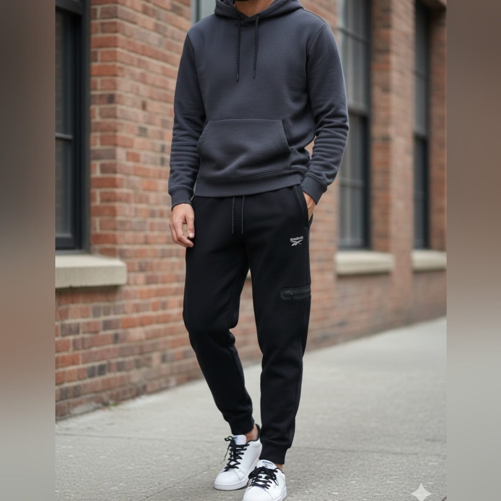 Reebok Men's Fleece Jogger Sweatpants - Small - Picture 1 of 11
